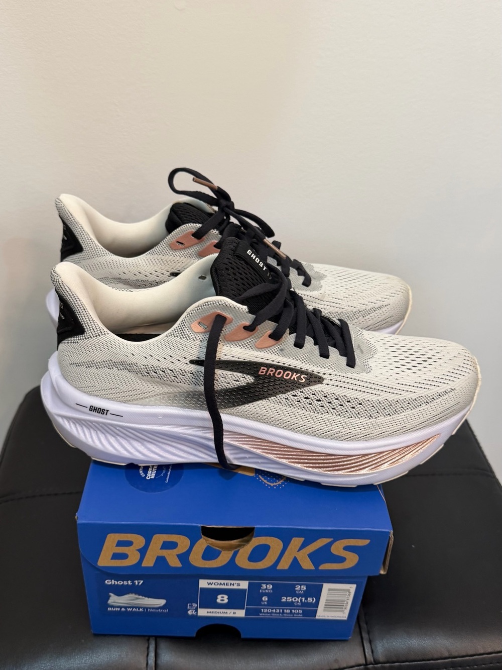 Brooks Women's Ghost 17 Running Shoes